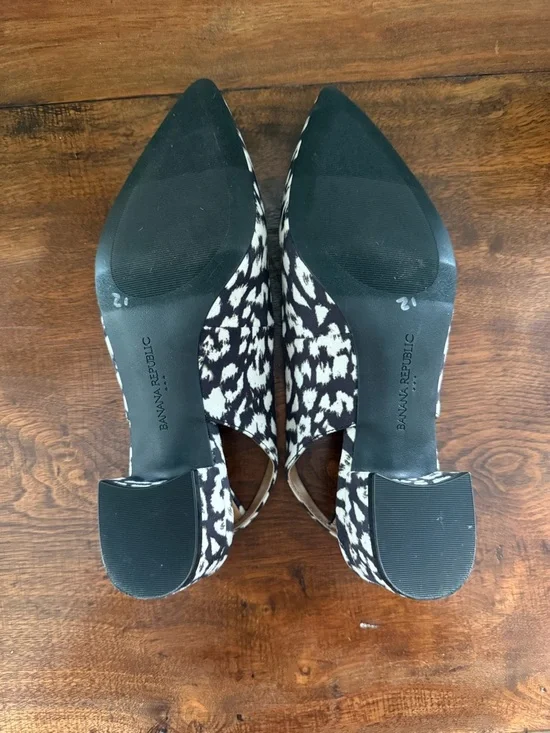 Banana Republic Cheetah Print Pointed Slingback with Block Heel - Picture 6 of 6